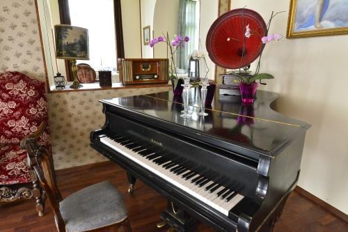 Hotel I Restauracja Chopin Żary Eksteriør billede